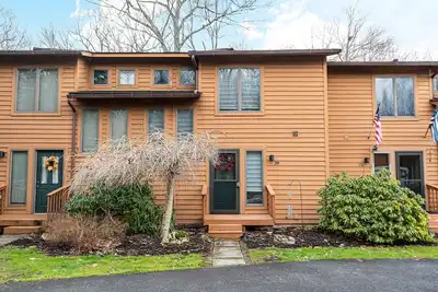 Image de Laurel Brook 39 | Hot Tub, Pool Table, Private Deck & Gas Grill