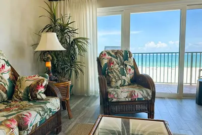 Surfside 401 - Premium 3 Bedroom 2 Bath Oceanfront Condo