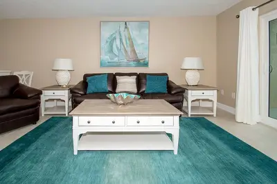 The Villas A-4 - Premium 2 Bedroom 2 Bath Oceanfront Condo