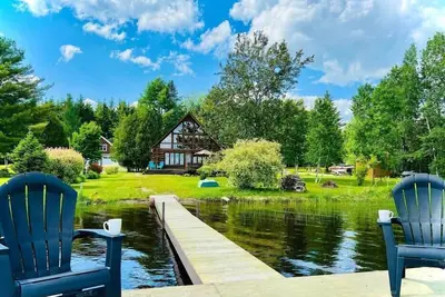 Image de Superbe chalet en bois rond, Spa, Bord de l'eau