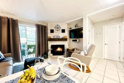 Image de Merry Sud Suite, Condo, Piscine intérieur, Spa