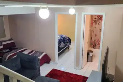 Image de Private Basement in Brampton wit Private Entrance