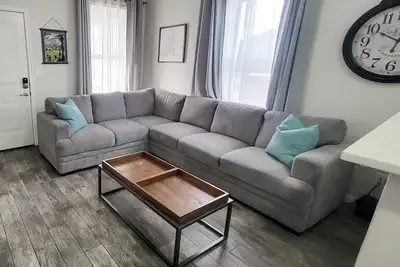 Image de Vacation Home Close to Downtown Great For Families