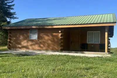 Image de Yellow Banks Log Cabin with Lake Views