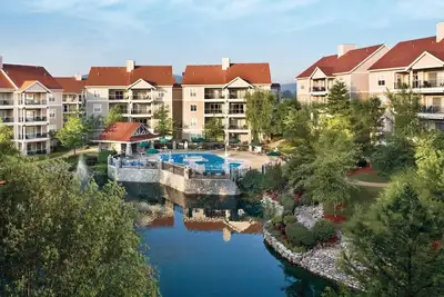 2bd Deluxe/Branson - w/Pools, Barbecue, Gym!