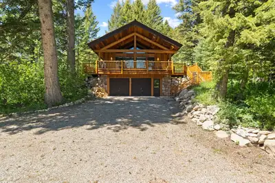 Image de Rmr: Moose Brush Guest Cabin in Wilson, Wy