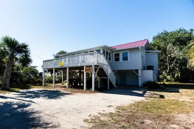 Image de Making Memories-Pet Friendly Cottage w/ Sun Deck;Easy Beach Access; WiFi/Tv
