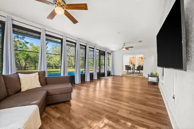Image de Tropical Paradise! Family-Friendly Home Near The Beach!