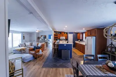 Image de Private wooded lot- Updated Baileys Harbor Home