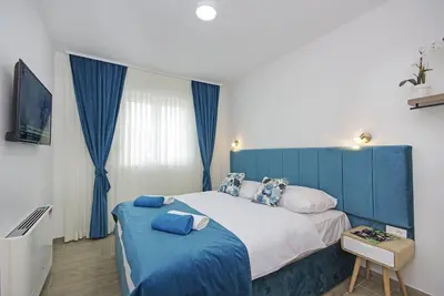 Image de Appartement d'une chambre avec la terrasse Promajna, Makarska (A-21102-a)