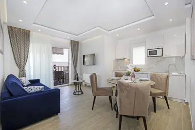 Image de Appartement d'une chambre avec la terrasse et la vue sur le mer Promajna, Makarska (A-21102-k)