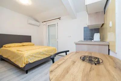 Garçonnière avec air conditionné Posedarje, Novigrad (As-21123-b)