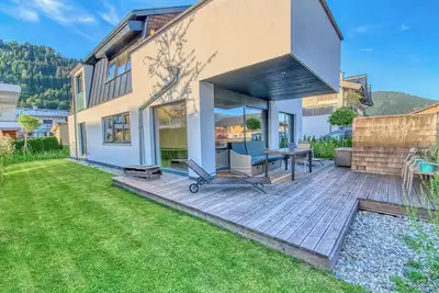 Image de Modern apartment next to golf course with great view, 900 m to the ski lifts