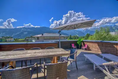 Image de Modern apartment next to golf course with great view, 900 m to the ski lifts