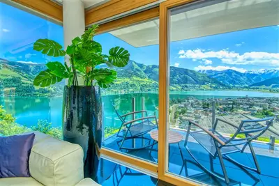 Image de Pure luxury with amazing views over the lake and surrounding mountains