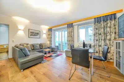 Image de Charming apartment in the centre of Zell am See