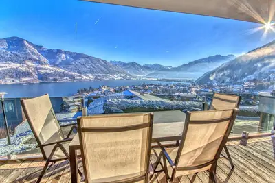 Image de Luxury apartment with breathtaking views over the Zeller lake and mountains