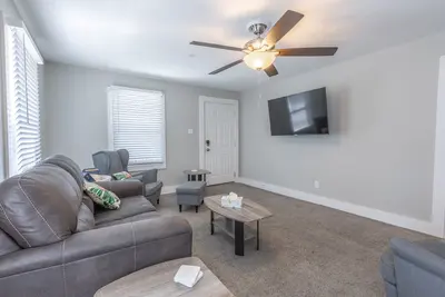 Image de This house is a 3 bedroom(s), 1 bathrooms, located in Independence, Mo.