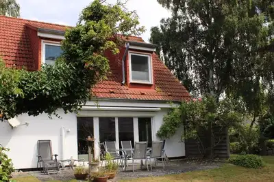 Image de Freistehendes Haus mit Großem Garten in Strandnähe