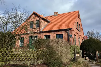 Image de Zentrale Lage in Einer der Schönsten Straße Wustrows