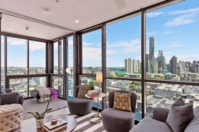 Image de Utopia Suites Luxe Sky Home/Sensational Views 2b/2Bath/Park