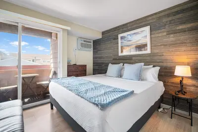 Image de Location! Location! Location! Brigantine Beachfront Getaway!