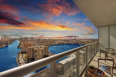 Image de Infinite View|Balcony + Gym + Pool