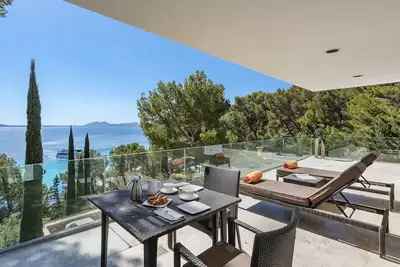 Image de Exclusive Villa Formentor Monthly Rental by Js Vil