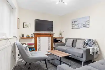 Image de Pass the Keys | Contractor-Friendly 3-Bed Cottage in Prime Ulverston Location