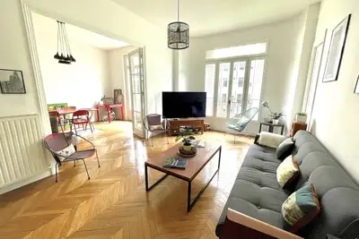 Image de Appartement typiquement parisien chez Enzo