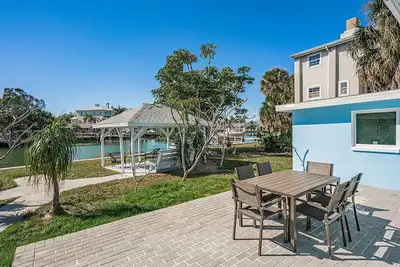 Image de Amazing Home on the Intracoastal Waterway!
