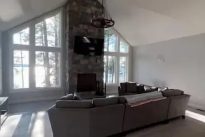 Image de New Maine Private Lake House