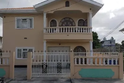 Image de Brookville 2 Bedroom- Top Floor