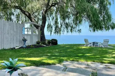 Image de Lydia's Lake Erie Cottage