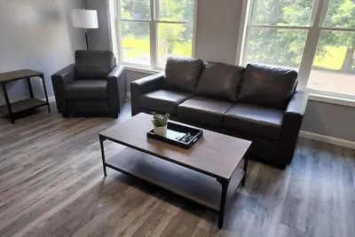 Image de Townhomes at the Falls - 310 A lower - Buffalo Ave