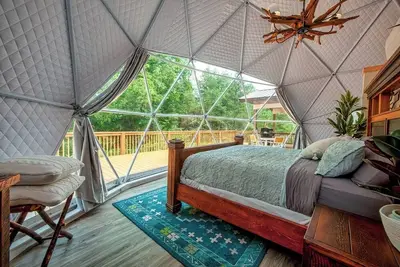 Image de Luxury on the Edge of Traverse City
