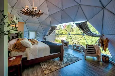 Image de Luxury on the Edge of Traverse City - 6