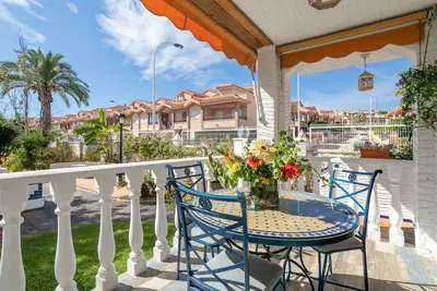 Image de Maison de vacances 'Casa Pista' avec piscine partagée, Wi-Fi et climatisation