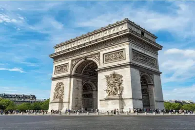 Image de Champs Elysees Luxury -Elevate Your Paris Experience 3 Bedroom -Rue De Cerisoles
