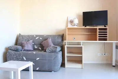 Image de Studio cabine idéal, proche plage, parking privé, résidence sécurisée