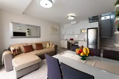 Image de Beautiful duplex next to the beach