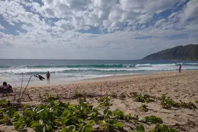 Image de Home away from home across the street of a beautiful Hawaii Beach!