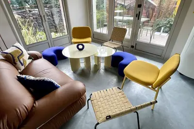 Image de Brand new house in modern retro style with bay view all within walking distance