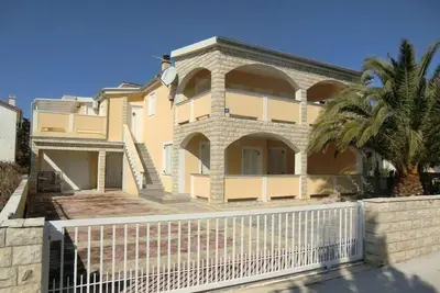 Image de Appartement de vacances pour 4 personnes  + 1 enfant env. 90 qmà Vir, Dalmatie (Îles de Zadar)