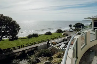 Image de Wanaka Beachouse - stay next to the sand