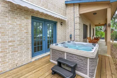 Image de Bob's Lake Getaway I Canyon Lake, Hot tub, Pool Table