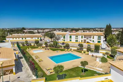 Image de Nuances do Oceano Ocv - Pool and parking