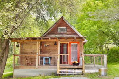Image de Spring Side Cabin at Skipwillow Farm