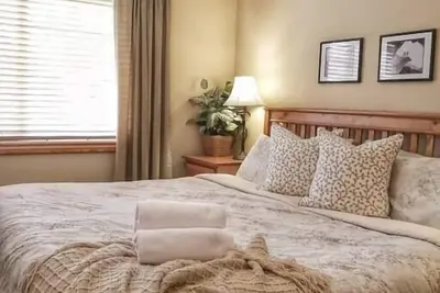 Image de 4 Bedroom 2. 5 Bath Golf Townhouse in Radium