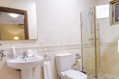 Image de Guesthouse in Greater Accra. Close to beach.